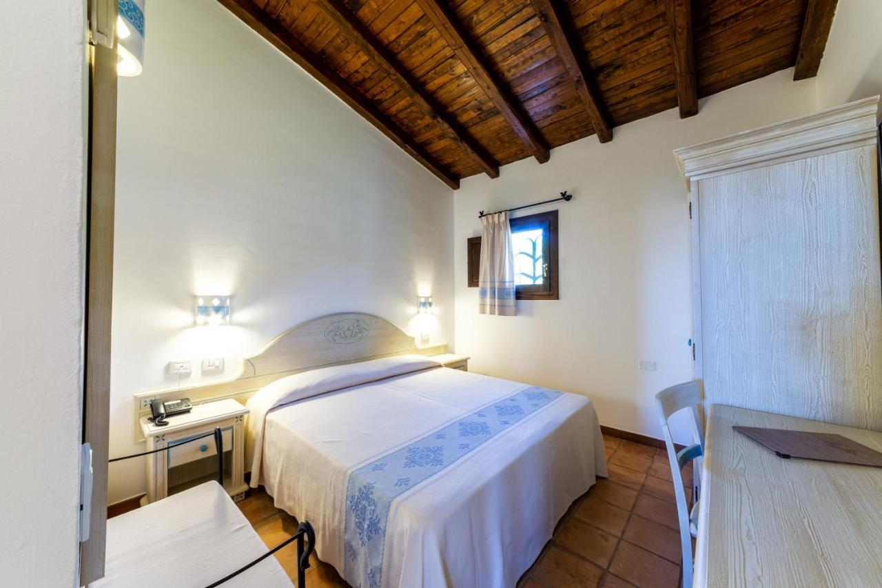 Costa Caddu Hotel